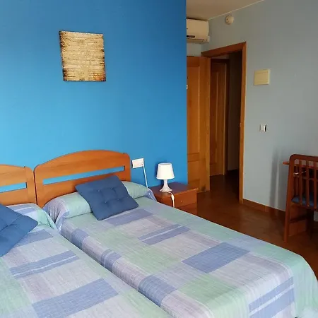Hotel Condes De