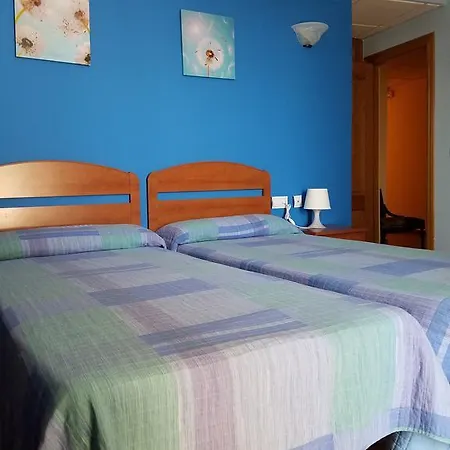 Condes De Hotel 2*