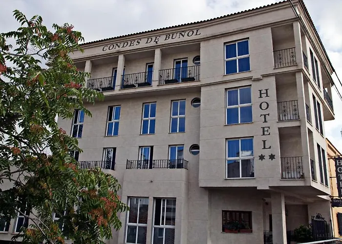 Hotel Condes De 2*